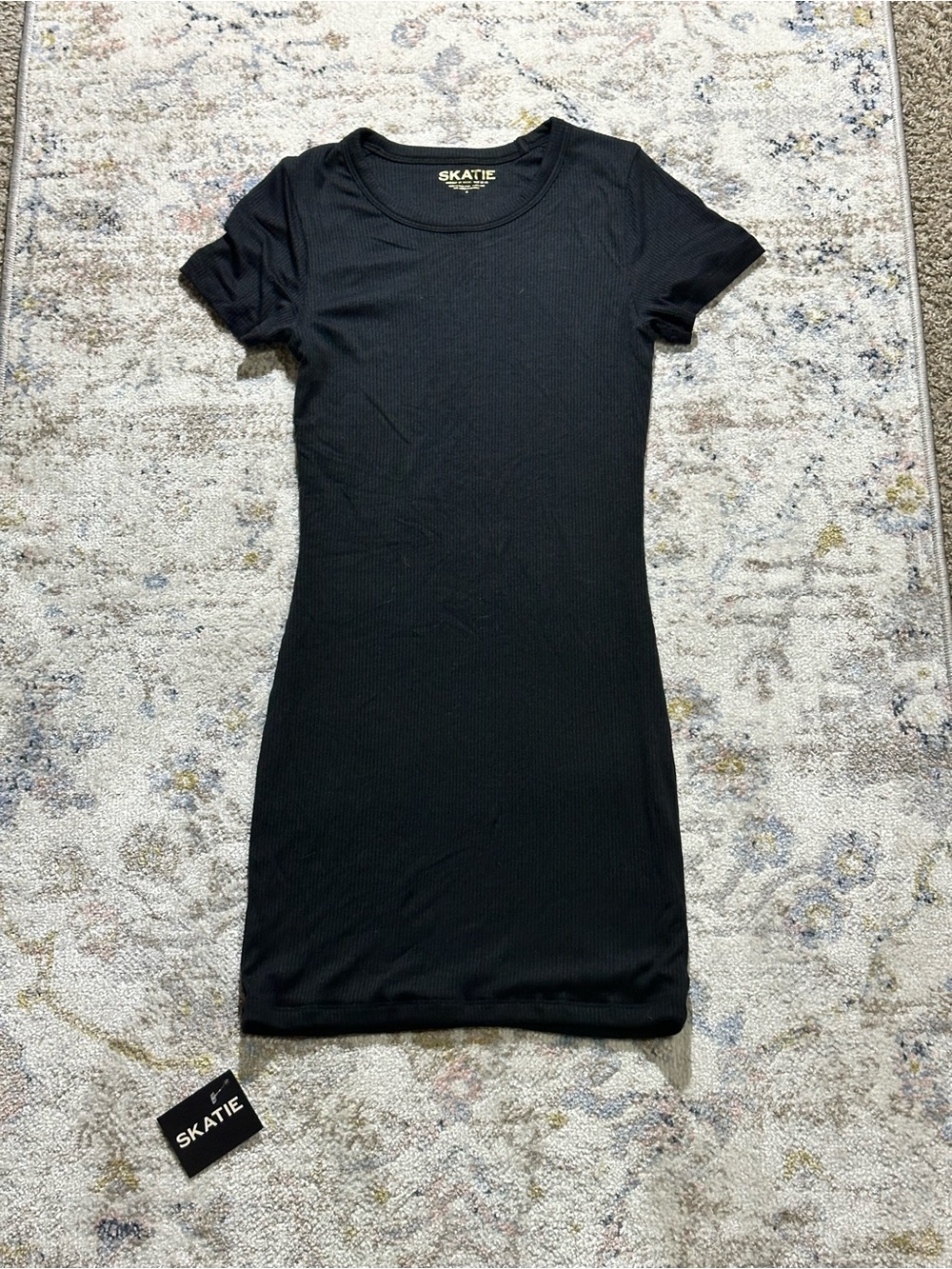 Skatie Black Ribbed Short-Sleeve Bodycon Dress
